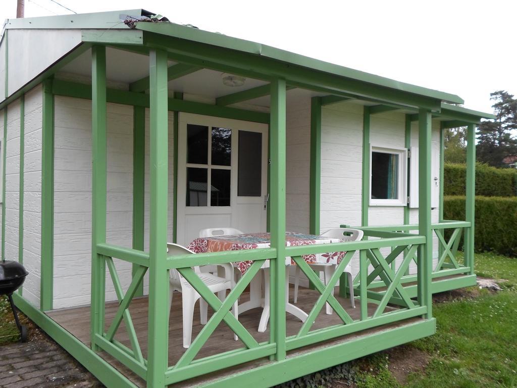 Camping Les Pinasses La Chapelle  Экстерьер фото