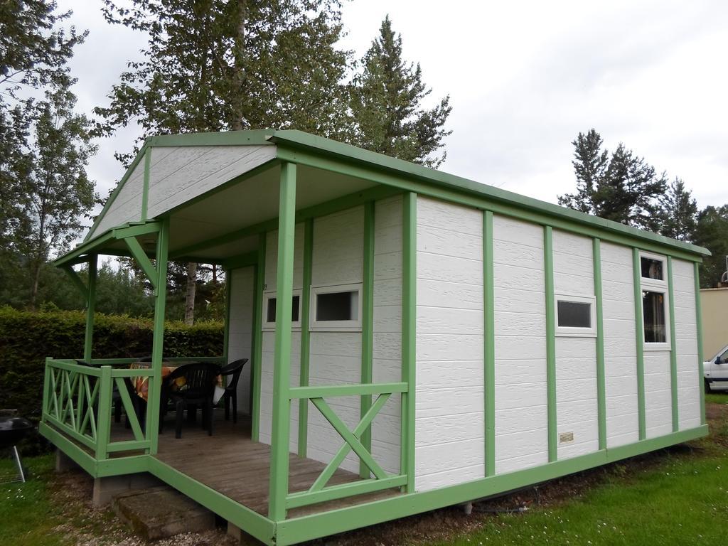 Camping Les Pinasses La Chapelle  Номер фото
